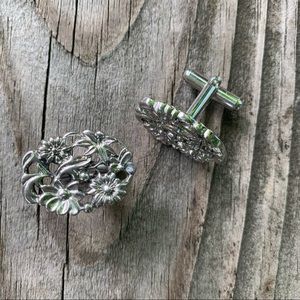 Silver floral flower cufflinks